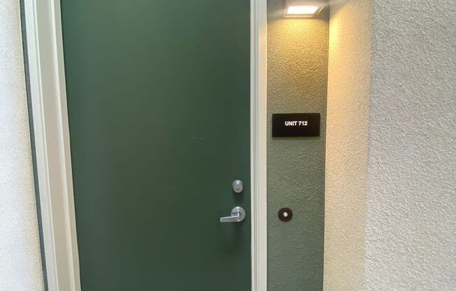 Studio, 1 bath, 436 sqft, $2,795, Unit Unit 712