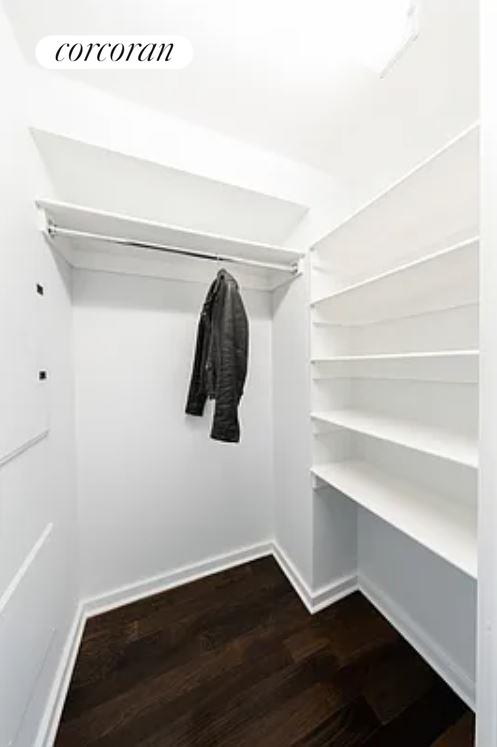 Studio, 1 bath, 450 sqft, $3,700, Unit 16G