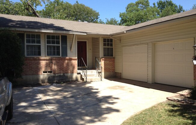 2639 GLOBE AVE