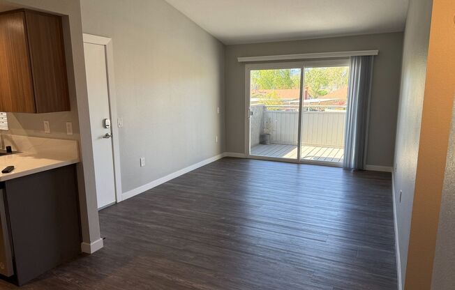 2 beds, 1 bath, 853 sqft, $2,625, Unit 6H