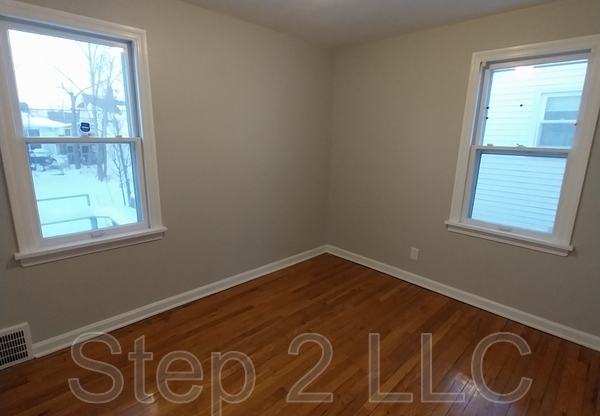 12817 LITTLETON RD
