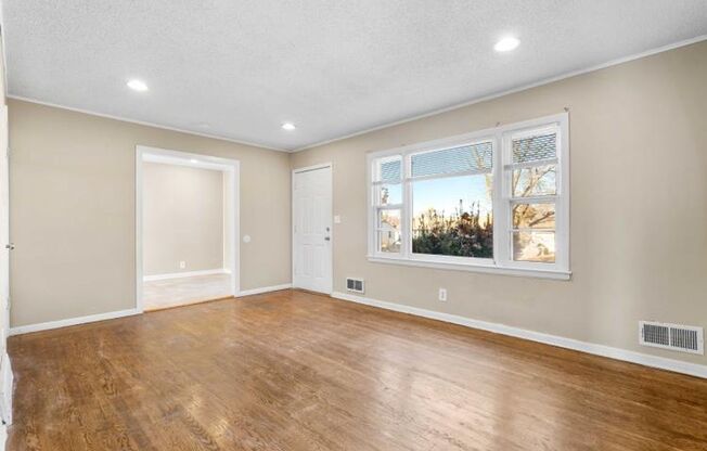 Beautifully Updated Home in Kansas City!