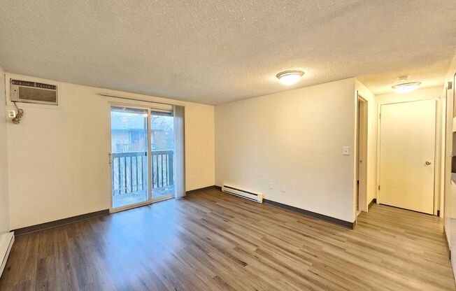 1 bed, 1 bath, 516 sqft, $995, Unit 52