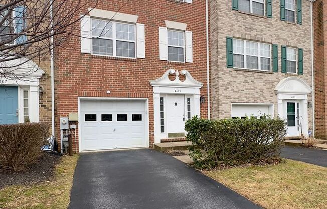 Charming 3 Bedroom/2.5 Bathroom Townhome in Owing Mills, MD!