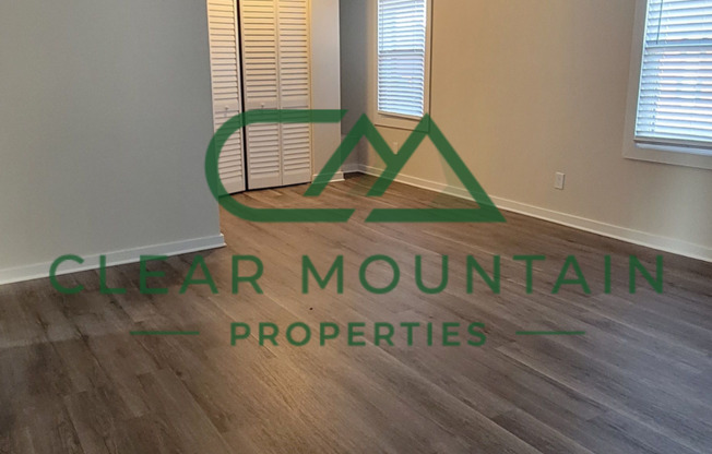 2 beds, 1 bath, 980 sqft, $1,225, Unit 52