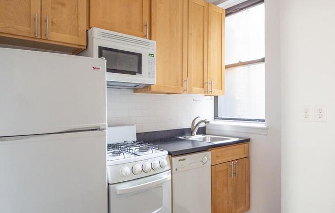 Studio, 1 bath, $2,487, Unit 3-I