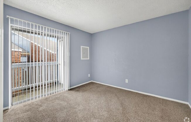 1 bed, 1 bath, 470 sqft, $749, Unit 721