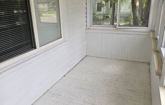 3 beds, 1 bath, $1,650