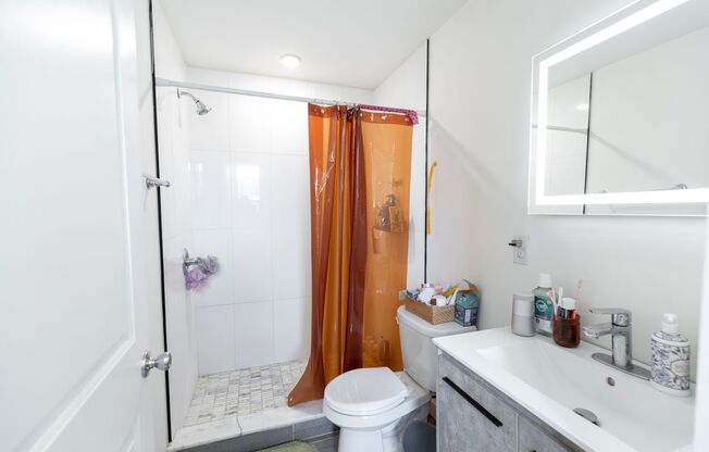 3945 Lancaster Ave Residences