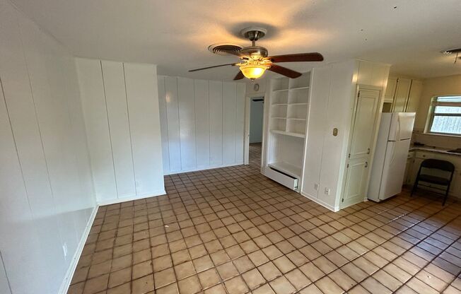 3 Bedroom 2 Bath House in Corpus Christi! Showings Not Available until after August 1st!