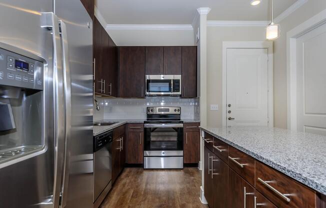 1 bed, 1 bath, 718 sqft, $1,684