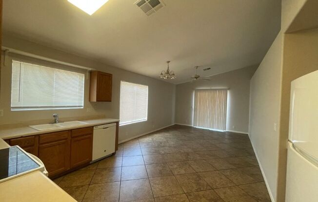 15752 W Lundberg St, Surprise