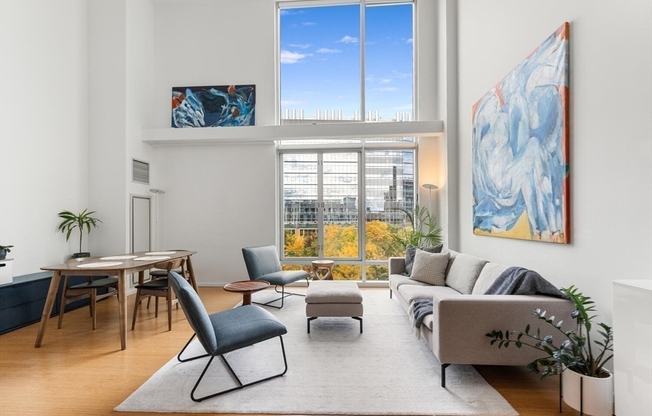 2 beds, 1.5 baths, 1,056 sqft, $4,200, Unit 520