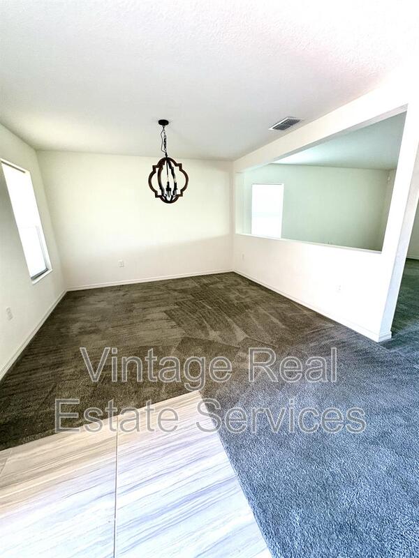10502 MEDFORD LK DR