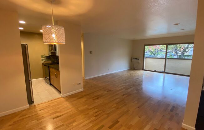 2 beds, 2 baths, $2,600