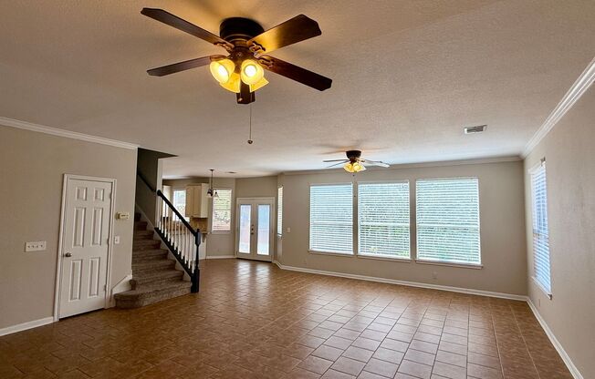 Beautiful Spacious Home on a Quiet Street in Desirable Steiner Ranch!!!
