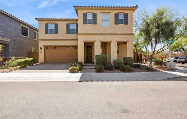 Modern 4-bedroom, 3.5-bathroom single-family home in the heart of North Tempe