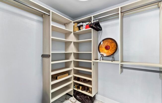 2 beds, 2 baths, $2,695, Unit #104