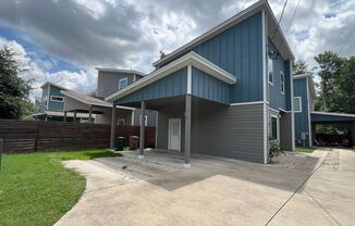 1005 Valdez Street