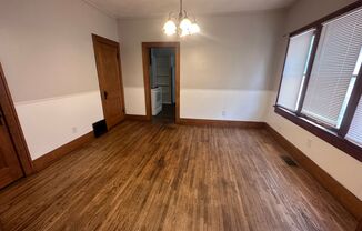 2 beds, 1 bath, $775