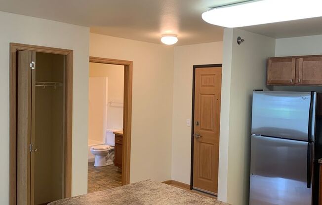 1 bed, 1 bath, 720 sqft, $1,020, Unit 5160-105