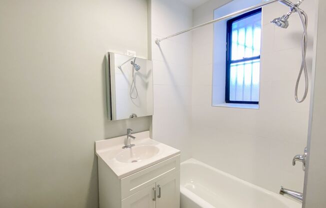 2 beds, 2 baths, 1,275 sqft, $3,350, Unit 540-3A