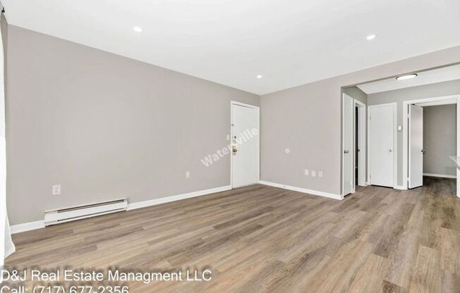 2 beds, 1 bath, 900 sqft, $1,695, Unit Apartment 9