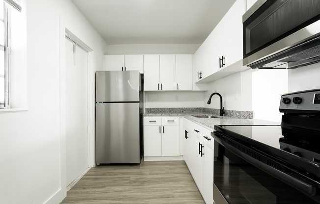 Lakeshore Presidential Apartments