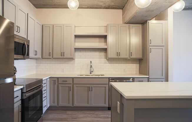 1 bed, 1 bath, 681 sqft, $1,500, Unit 114