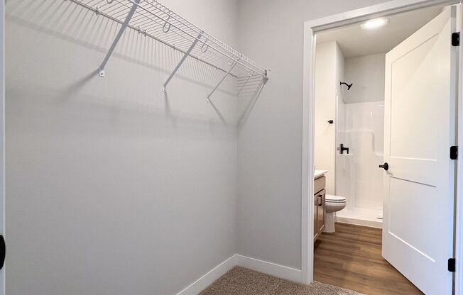 2 beds, 2 baths, 1,003 sqft, $2,400, Unit SC 1408-214