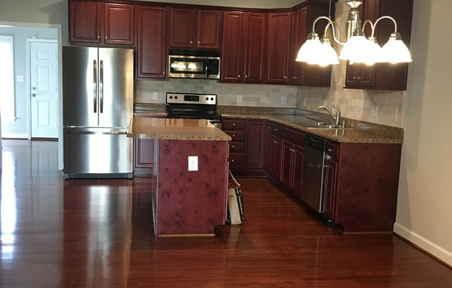 Amazing Large Townhome in Brier Creek