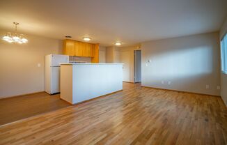 1 bed, 1 bath, 469 sqft, $1,495, Unit 12