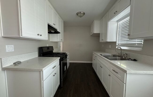 1 bed, 1 bath, 500 sqft, $1,700, Unit 4251 D