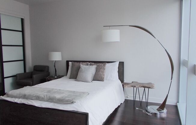 2 beds, 2 baths, $5,400, Unit UNIT 2909