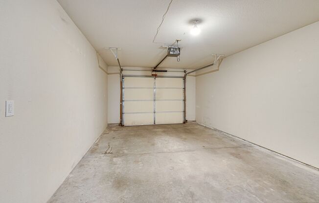 2 beds, 2 baths, 975 sqft, $1,299, Unit N104