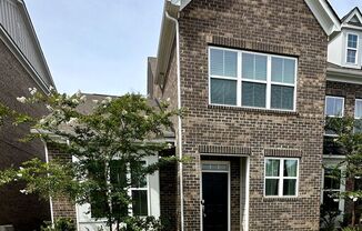 3 beds, 2.5 baths, $2,795