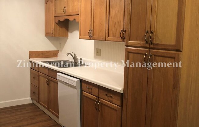 2 beds, 1 bath, $1,550