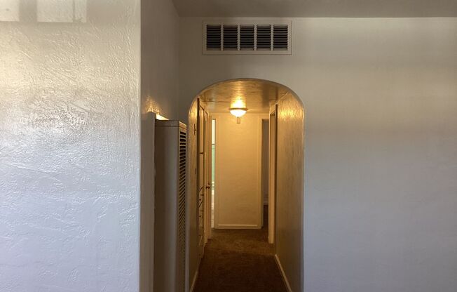 2 beds, 1 bath, $1,350, Unit 3452