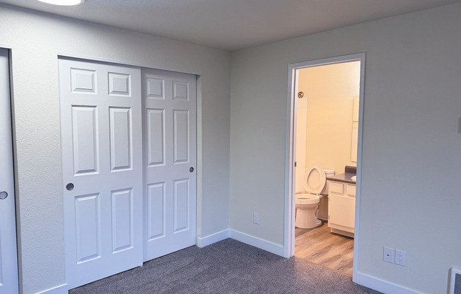 2 beds, 2 baths, 984 sqft, $2,175, Unit B203