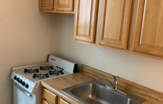 339 E 54 ST