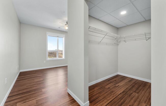 2 beds, 2 baths, 1,245 sqft, $1,950, Unit 411