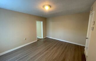 3 beds, 1.5 baths, $1,395