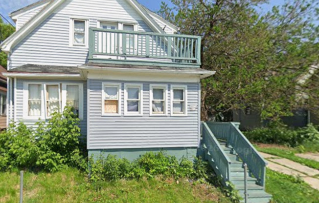 Spacious 3BR Lower Duplex Rental