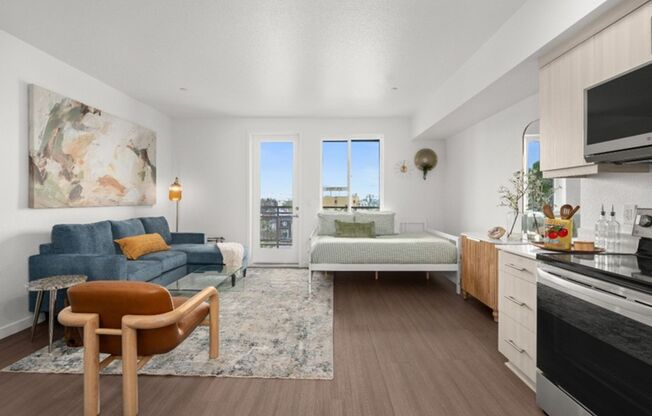 Studio, 1 bath, 574 sqft, $2,295, Unit 404