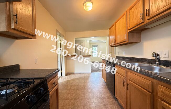 2 beds, 1 bath, 500 sqft, $825, Unit #3