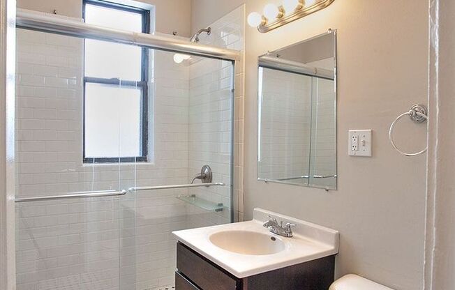 1832-42 N. Humboldt Blvd.