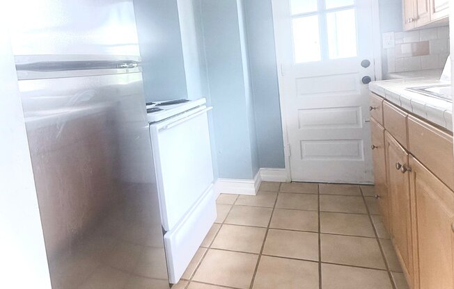 1730 MARSEILLE DR