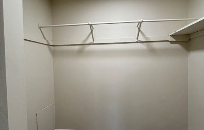 1 bed, 1 bath, 675 sqft, $1,645, Unit 00-00-304