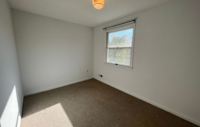 Stunning 4 BR/2.5 BA Single-Family Home in Woodmoor, MD!