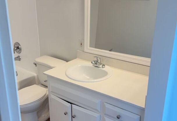 1 bed, 1 bath, 750 sqft, $2,190, Unit 068